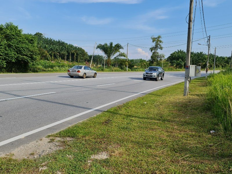 Tapah – 2.5 acres Main Road Fronting Agriculture Land